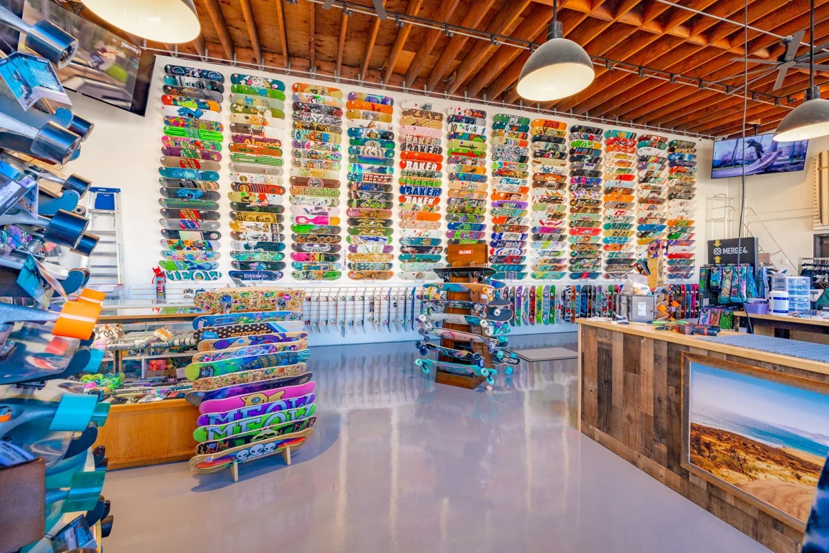 Status Skateshop business photo